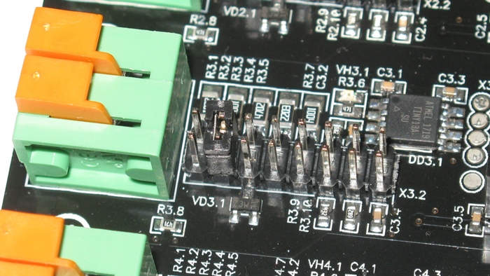 Input divider of USB recorder MRD420.6G